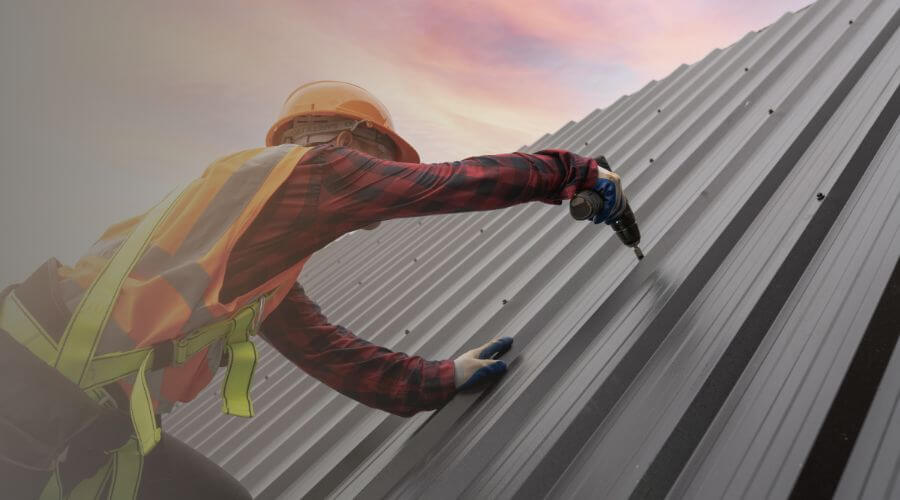Professional gutter cleaning in East Hampton, NY